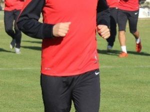 Denizlispor’da Veli Sakatlandı