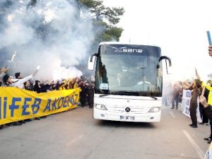 Fenerbahçe’ye Coşkulu Karşılama