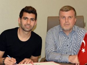 Torku Konyaspor’da Selim Ay’ın Sözleşmesi 3 Yıl Uzatıldı