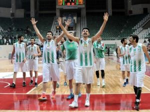 Lider Bursaspor İzmir Deplasmanında