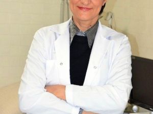 Felç Veya Kafa Travması Geçiren Kişilere Alzheimer Uyarısı