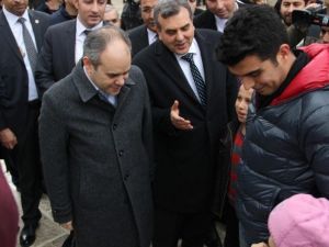 Gençlerden Bakan Kılıç’a: "Vallahi Helal Olsun"