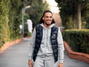 Denayer: "Galatasaray’da Kalmayı İsterim"