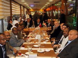 Bakan Efkan Ala Sudanlı Belediye Başkanlarıyla Buluştu
