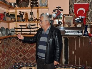 İlkokul Müdürü, Evini Müzeye Çevirdi