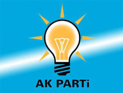 AK Parti 3 Belediye Başkanını İhraç Etti