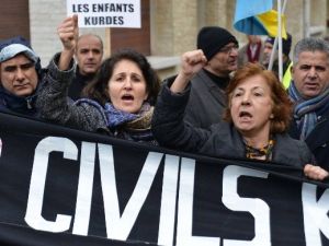 Paris’te Pkk Yanlılarına Polis Müdahalesi: 17 Gözaltı