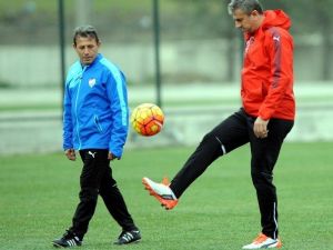 Hamzaoğlu: "Bazı Kulüpler Ceza Alırsa…"