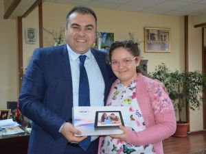 Görele Belediye Başkanı Erener, Teog Birincilerini Ödüllendirdi