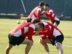 Güntekin Gencer: "Moraıs Haftaya Sahada Olacak"