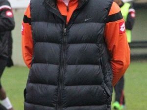 İpekoğlu’dan ’Rehavete Kapılmayın’ Uyarısı