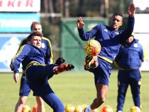 Fenerbahçe, Kasımpaşa Maçı Hazırlıklarını Sürdürdü