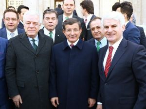 Bursaspor Yöneticileri, Başbakan Ahmet Davutoğlu’nu Ziyaret Etti