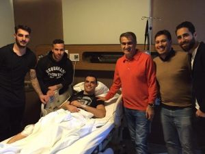 Şenol Güneş Ve Futbolcular, Rhodolfo’yu Ziyaret Etti