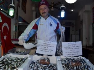 1 Kilogram Fındık Getirene 1 Kilogram Hamsi Dönemi