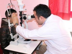 5 Bin Öğrenciye Göz Taraması