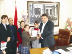 Öğrenciler Doktorların Tıp Bayramını Kutladı