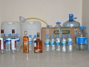 Gümüşhacıköy’de 32 Litre Kaçak İçki Ele Geçirildi