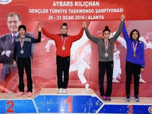 Türk Tekvandosuna ‘Yıldırım’ Damgası