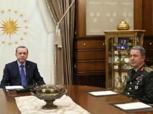 Cumhurbaşkanı Erdoğan, Genelkurmay Başkanı Orgeneral Akar’ı Kabul Etti