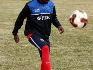 Bal Ekibi Koçaşemespor’a Nijeryalı Oyuncu