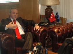 Abd'li Diplomatlardan Vali Kızılcık'a Ziyaret