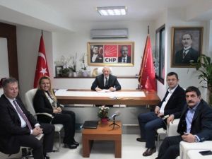 Chp Grup Başkan Vekili Özgür Özel İzmir’de
