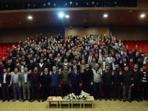 Başkan Tok, Gençlerle Buluştu