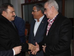 Bakan Eroğlu Ak Parti’yi Ziyaret Etti