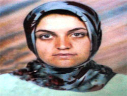 3 çocuk annesi evinde canına kıydı