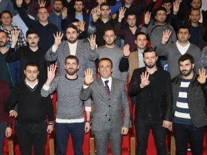 Başkan Genç Gençlere Yeni Bin Yılı Anlattı