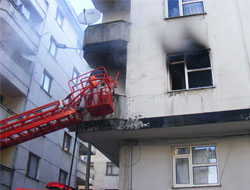 Rize'de Ev Yangını Korkuttu!