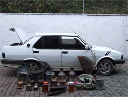 5 Hırsızdan 3'ü Tutuklandı