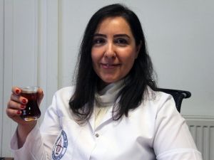 Siyah Çay Bilinçli Tüketildiğinde Şifa Kaynağı