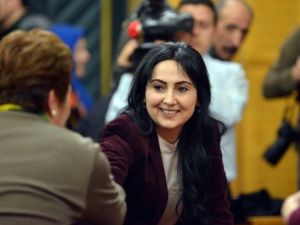 Hdp Pyd’ye Sahip Çıktı, Türkiye’yi Suçladı