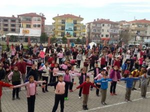 Bu Okulda Öğrenciler Spor Yaptıktan Sonra Derse Başlıyor