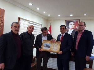 Ak Parti Yerel Yönetimler Başkan Yardımcısı Şeker’den Başkan Yalçın’a Ziyaret