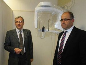 Akyazı Devlet Hastanesine Panaromik Röntgen Cihazı Hediye Edildi