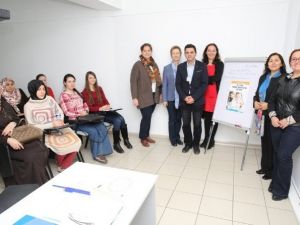 Bebek Bakıcılığı Eğitimi İle İş Sahibi Olacaklar