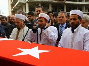 Şehidin Cenaze Namazını İmam Olan Babası Kıldırdı