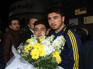 Bursa’da Ozan Tufan’a Büyük İlgi