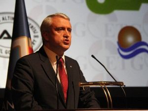 Birkaç Oda Ve Bir Telefondan Dünya Markası Yolculuğu