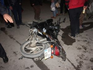 Bafra’da Otomobil İle Motosiklet Çarpıştı: 1 Yaralı