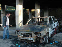 Rize'de Otomobil Kundaklandı!