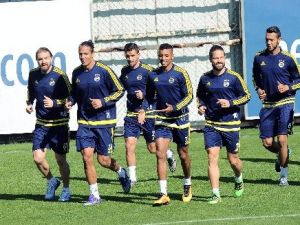 Fenerbahçe, Lokomotıv Moskova Maçının Hazırlıklarına Başladı