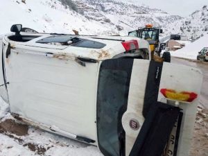 Gümüşhane’de Trafik Kazası: 3 Yaralı