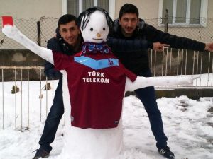 Salih Dursun Kelkit’te ’Kardan Adam’ Oldu
