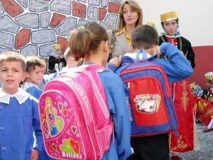 Ağır Çantalar Fıtık Ediyor