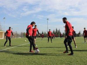 Denizlispor’da Kaptanlardan Taraftara Çağrı