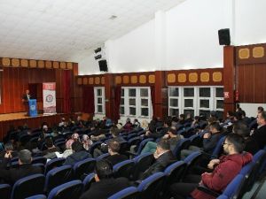 Eğitim-bir-sen Öğretmenleri İdarecilik Sınavına Hazırlıyor